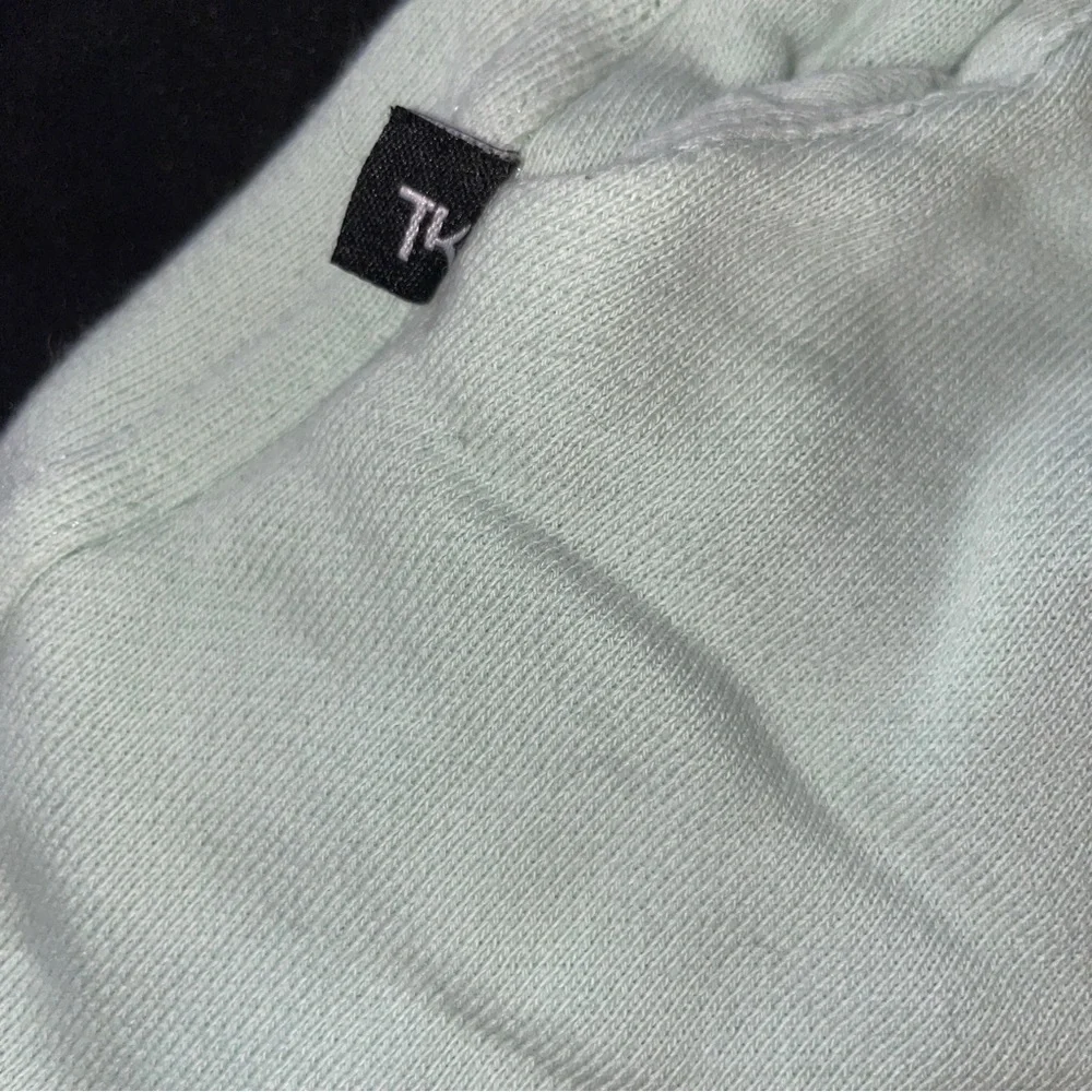 The Kooples sport Green Cotton Shorts With Embossed Logo in Mint - size 2